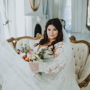 Meet your Posher, Gabi